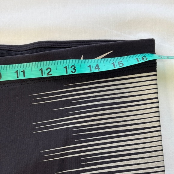🖤 Nike Dri-FIT/Stay Warm Leggings Black Gray Striped Women NWT Stretch 🖤 - Picture 14 of 17